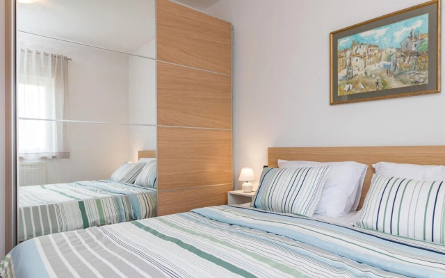 Beautiful Apartment in Pula With Wifi and 3 Bedrooms