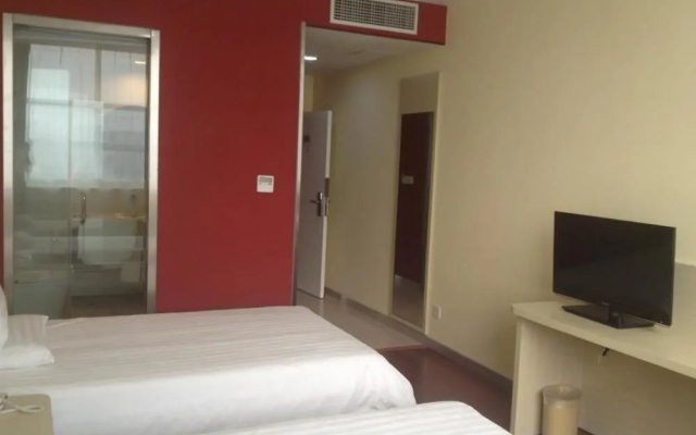 Home Inn Linyi Bus Station East Gate Jucai Road