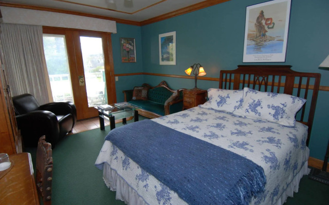 Shelburne Hotel
