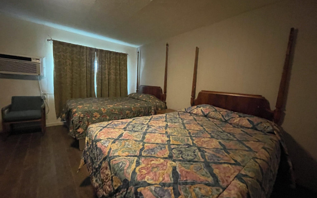 Oak Motel Modesto CA