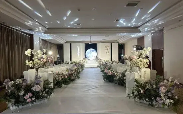 Jining INZONE GARLAND SELECTION Hotel (Nanchi Park Railway Station)