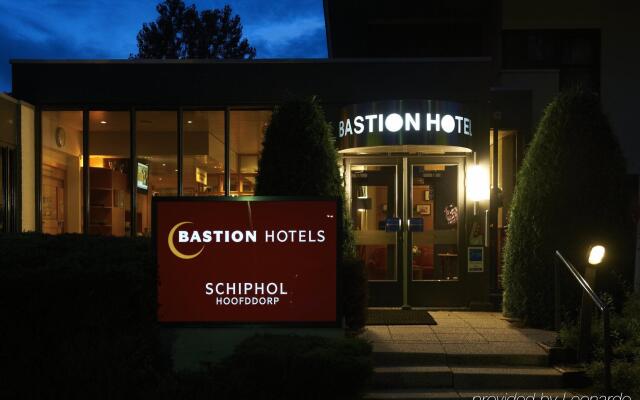 Отель Bastion Hotel Schiphol / Hoofddorp Нидерланды, Хофддорп - 1 отзыв об отеле, цены и фото номеров - забронировать отель Bastion Hotel Schiphol / Hoofddorp онлайн вид на фасад