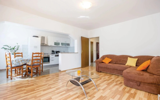 Stunning Apartment in Matulji With 1 Bedrooms and Wifi