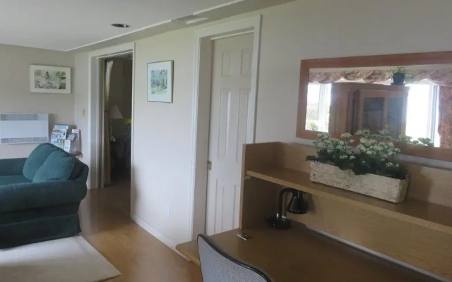 Royal Roads Oceanfront Vacation Rental