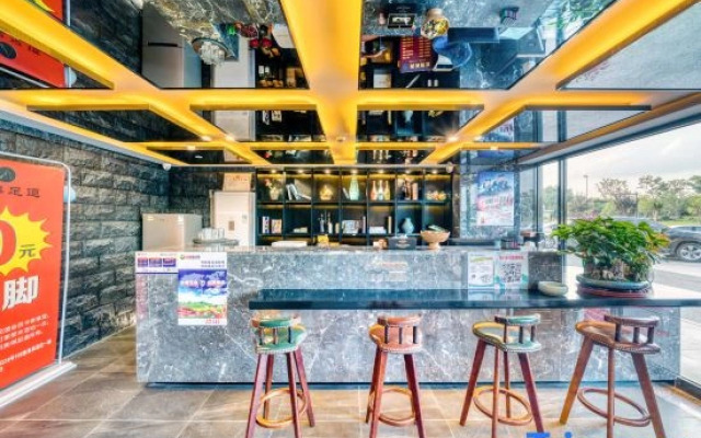 Ode Hotel
