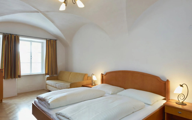 Hotel Krone 1512