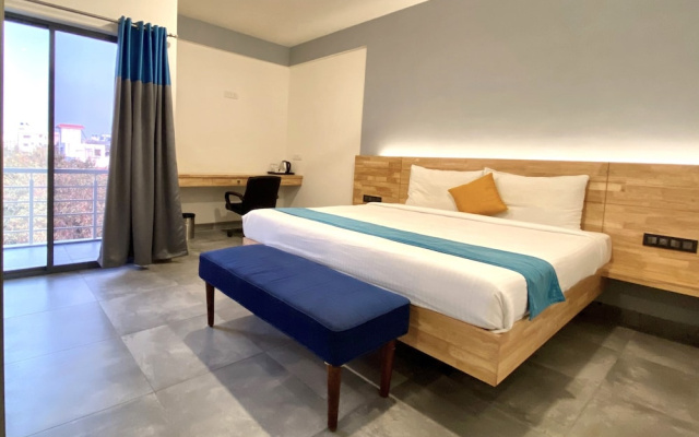 Aura Corporate Suites