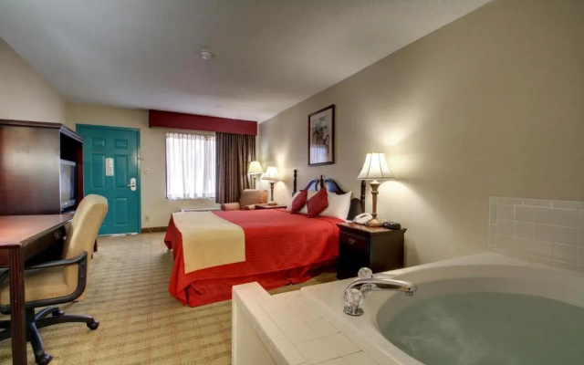 Key West Inn - Roanoke