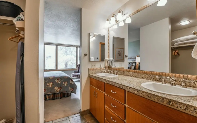 Lodgepole 2015 by SummitCove Vacation Lodging