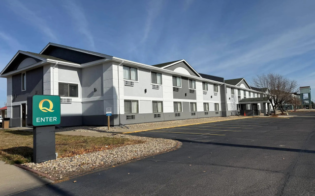 Quality Inn & Suites Sioux Falls South