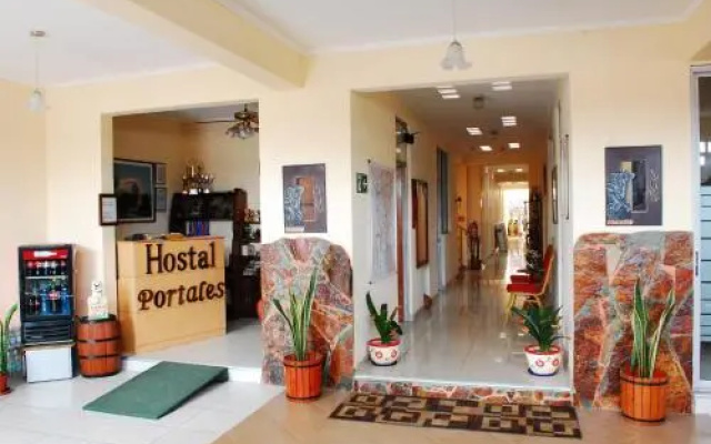 Hostal Portales