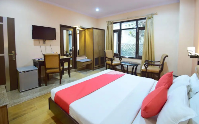 OYO 11494 Hotel Marc
