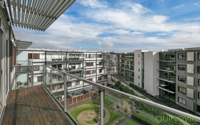 QV Downtown Viaduct with Carpark - 720