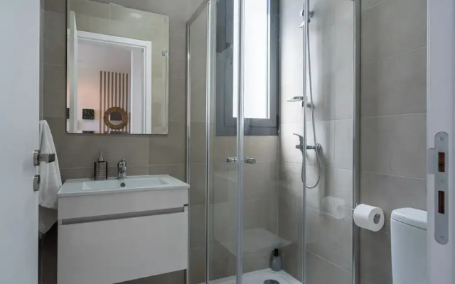 Ivory 1-BR Apt. & Balcony in Aradipou