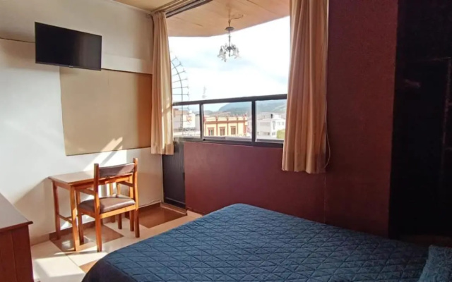 HOTEL y Vapor PLAZA