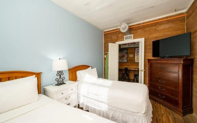 Seaport Suite