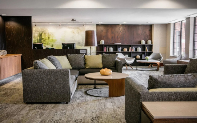 Courtyard Marriott Aksarben Village