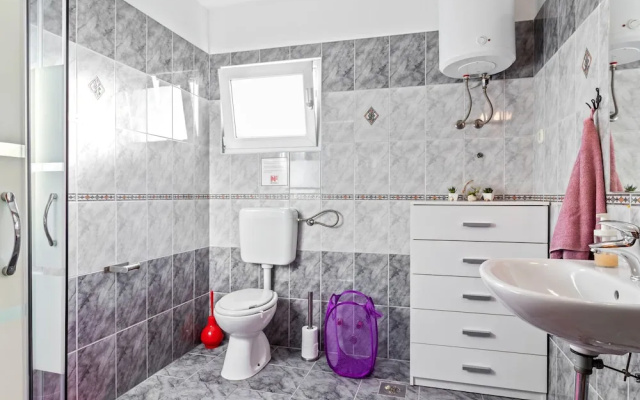 Welcoming Apartment in Pula With Swimming Pool