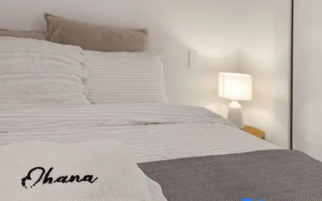 CBD 1BR - Modern Stay with Pool & Gym in Wellington