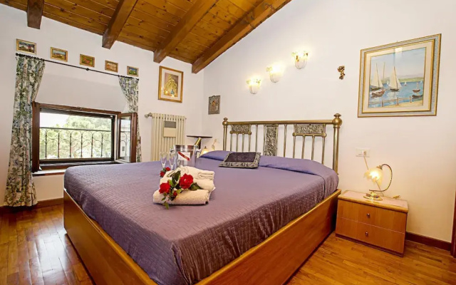 Residenza Rocca del Lago 2