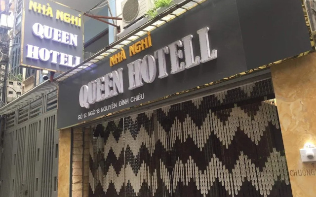 Queen Le Dai Hanh Hotel