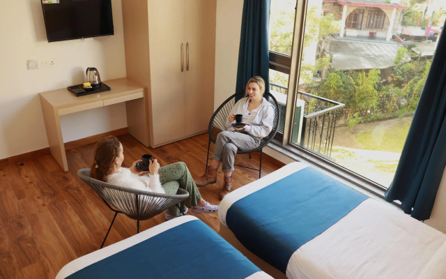 The Blue Jay Hostel | Dorms & Rooms