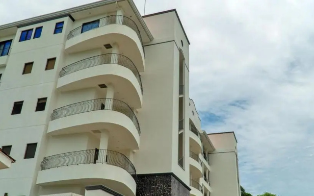 Ocean View Luxury Condo at Flamingo Towers