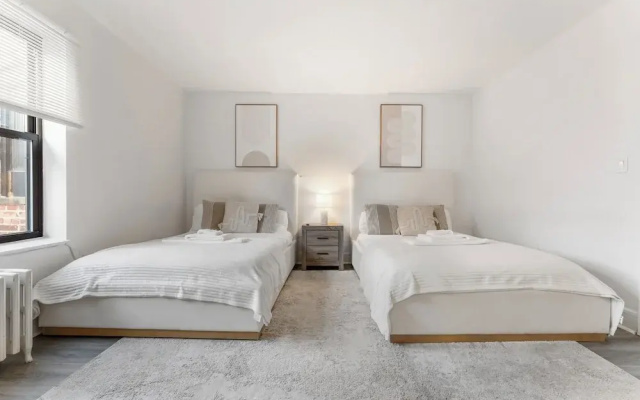 Bay Ridge ApartHotel