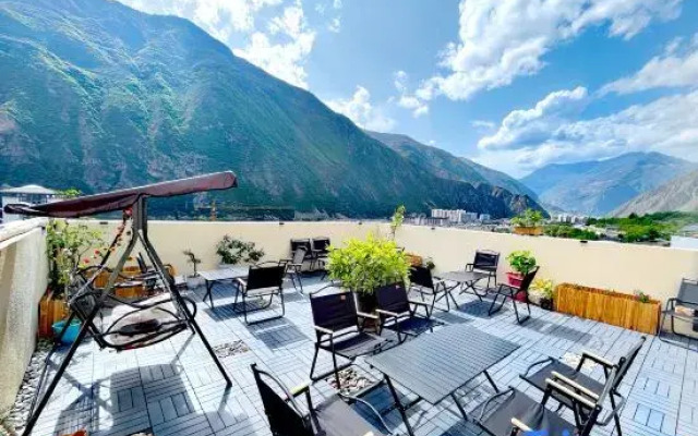Jiuzhaigou Mountain Yeli Holiday Homestay