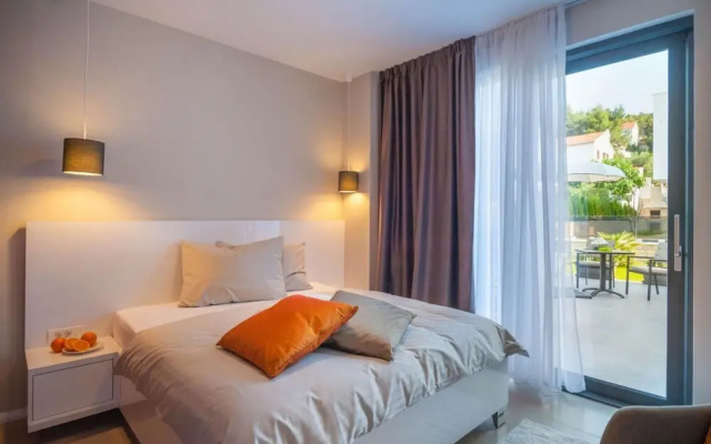 Villa Trogir Twins 1