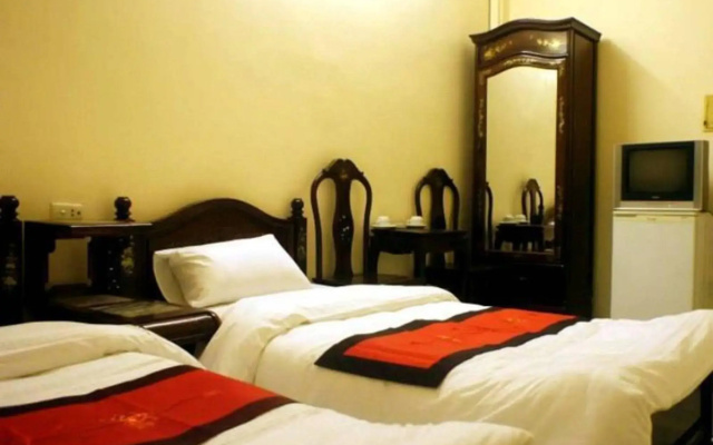 Thang Long 1 Hotel