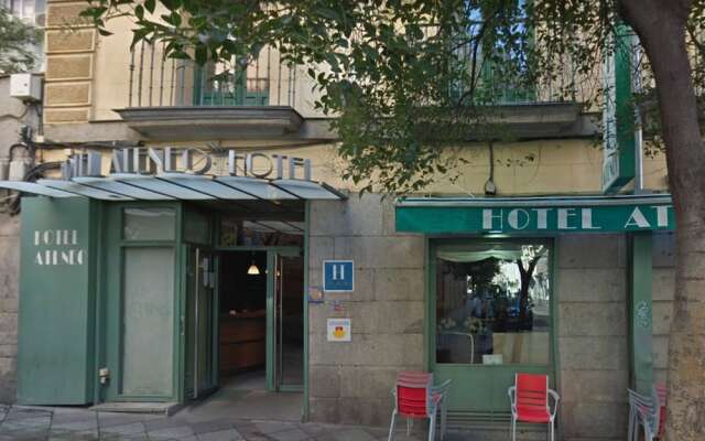 Отель Ateneo Puerta del Sol Испания, Мадрид - отзывы, цены и фото номеров - забронировать отель Ateneo Puerta del Sol онлайн вид на фасад
