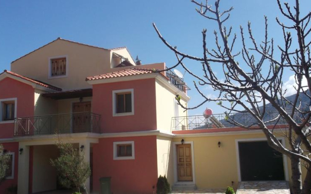 Alexandros Apartment