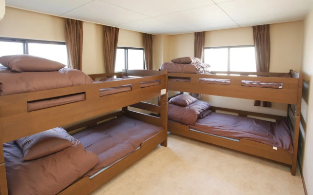 GUEST HOUSE SONOMAMA - Hostel