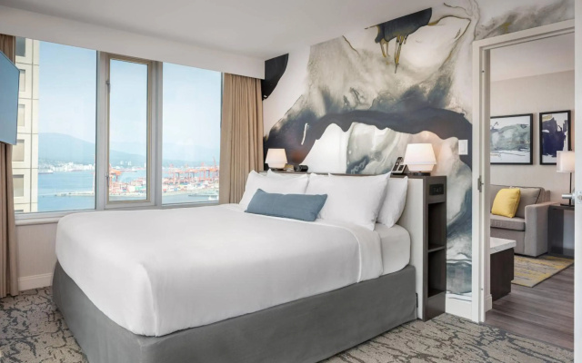 Delta Hotels by Marriott Vancouver Downtown Suites