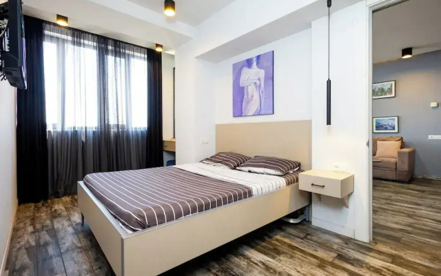 Apartment by Luxe Group SN400