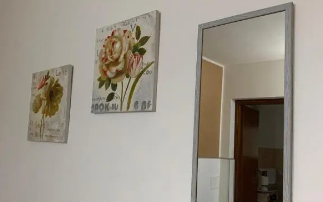 Emi's house