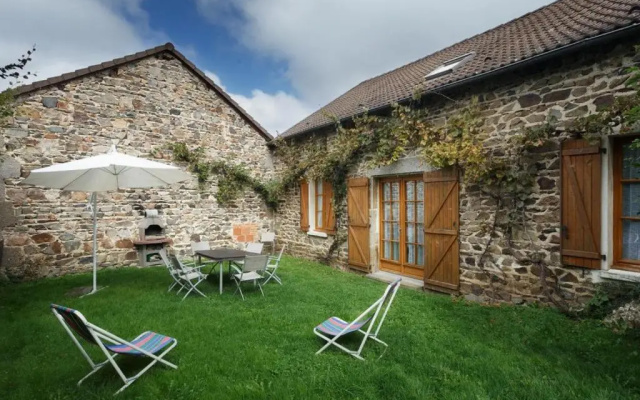 Gîte Ferrières-sur-Sichon, 4 pièces, 7 personnes - FR-1-489-101