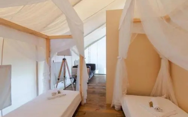 Golden Haven Luxe Glamp Resort