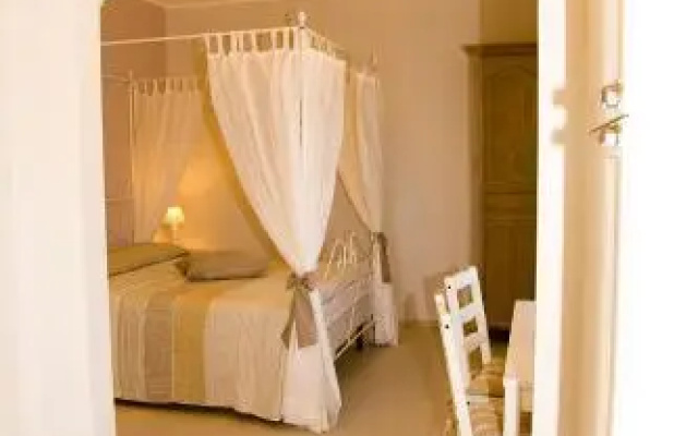 Sicily In Residence Sea Garden