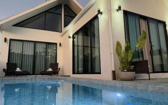 Modern 2BR Pool Villa - Near Ao Nang Beach