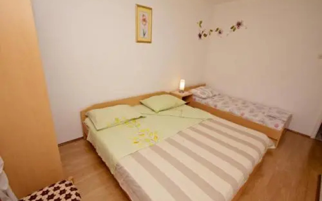 Apartments Alvin