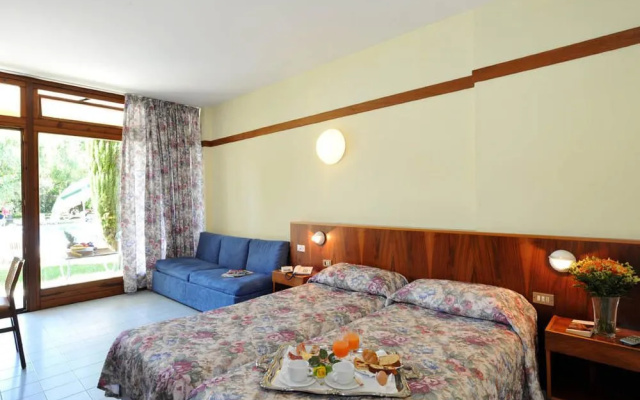 Hotel Royal & Suite