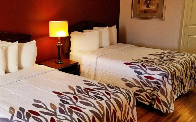Red Roof Inn & Suites Wilson