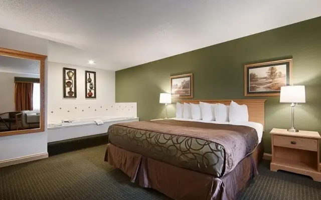 Baymont Inn and Suites Robinson
