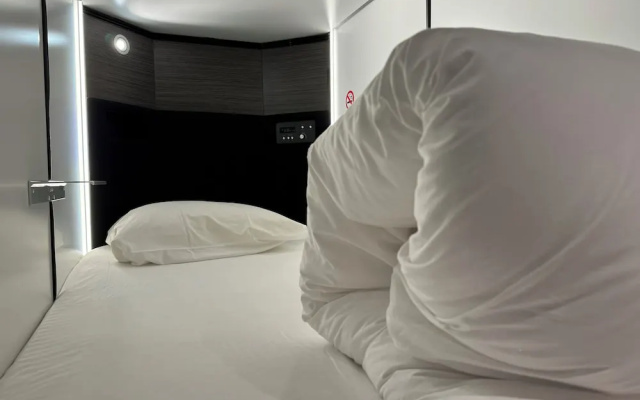 Capsulehotel Suzumoriya
