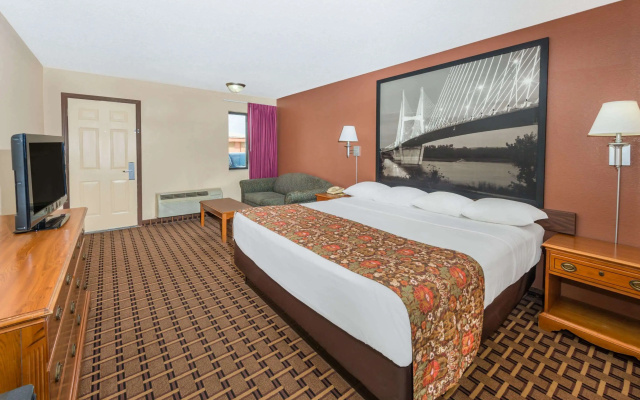 Super 8 by Wyndham Charleston/Sikeston East MO
