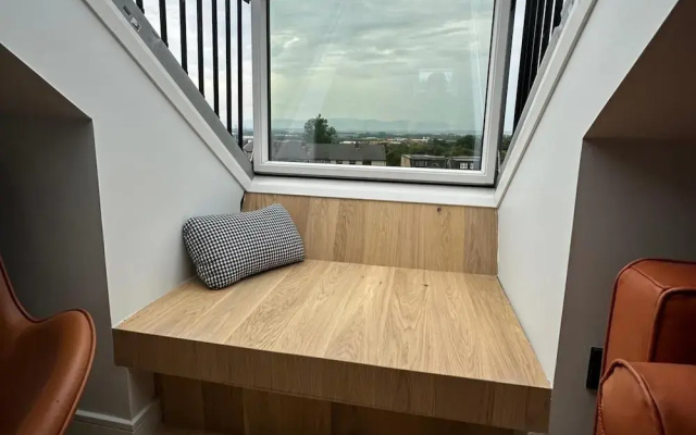 2-bed - Sleeps 6 - Pet Friendly With Free Parking