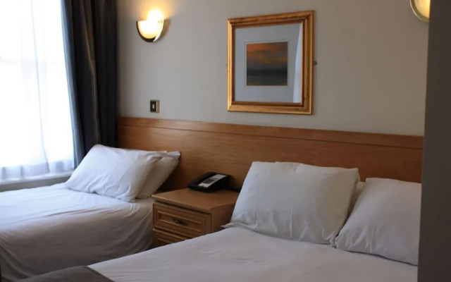 Regency Hotel Westend