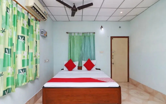 OYO 16101 Samrat Holiday Inn